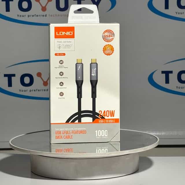 LDNIO-T11C-USB4-40Gbps-240W-Thunderbolt-Cable-Kenya-Nairobi.jpg Next-Gen T11C USB4.0 Type-C to Type-C Thunderbolt Cable - 240W 8K.